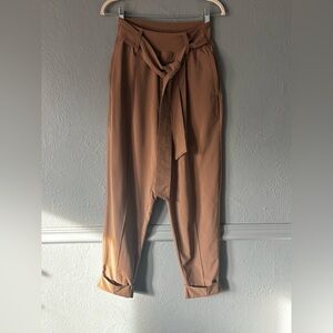 Athleta Cardiff Pant | Brown Tie Waist Trouser | Cropped | Size 4